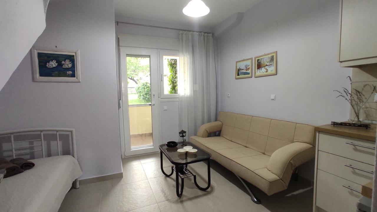 Asterias Maisonette & Apartments Kariani Екстер'єр фото